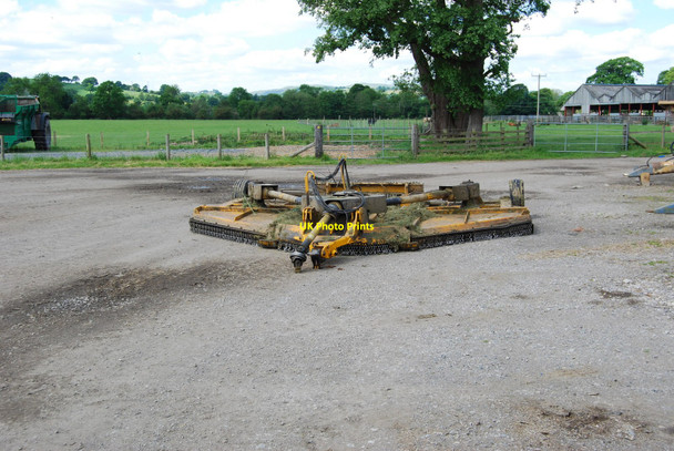 Photo 6"x4" Grass topping machine Druid\/SJ0443 c2010