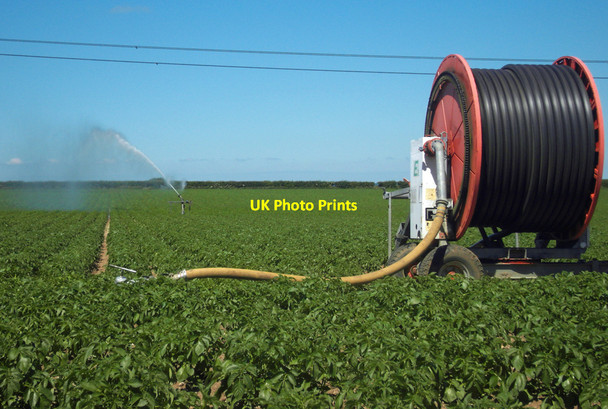 Photo 6"x4" Irrigation on Horkstow Wolds Horkstow Wolds c2010