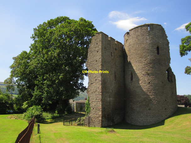 Photo 6"x4" Crickhowell Castle Crickhowell c2010