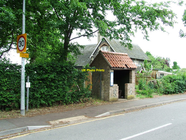 Photo 6"x4" Bus Shelter Kennett c2010