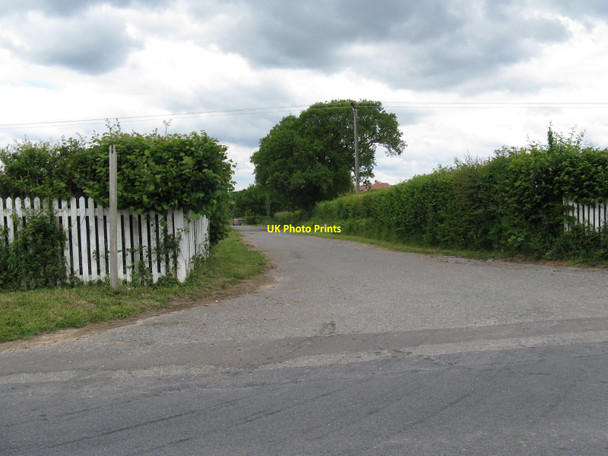 Photo 6"x4" Farm road and footpath to Hunnington's Farm Little Horsted c2010