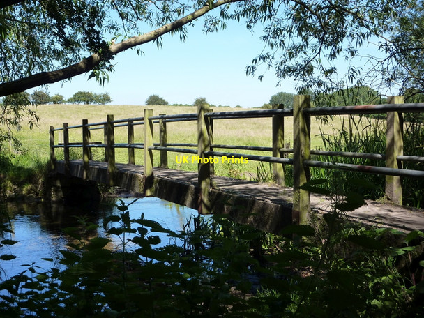 Photo 6"x4" Footbridge across the River Poulter Elkesley c2010