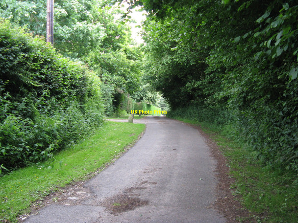 Photo 6"x4" Public access road nearing Worth Manor and Worth Farm Horsted Green c2010