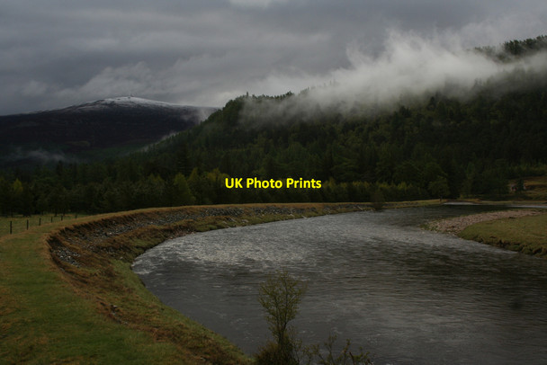 Photo 6"x4" River Dee at Mar Lodge Braegarie c2010