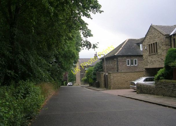 Photo 6"x4" West Avenue - Queen's Gate Sowerby Bridge c2009