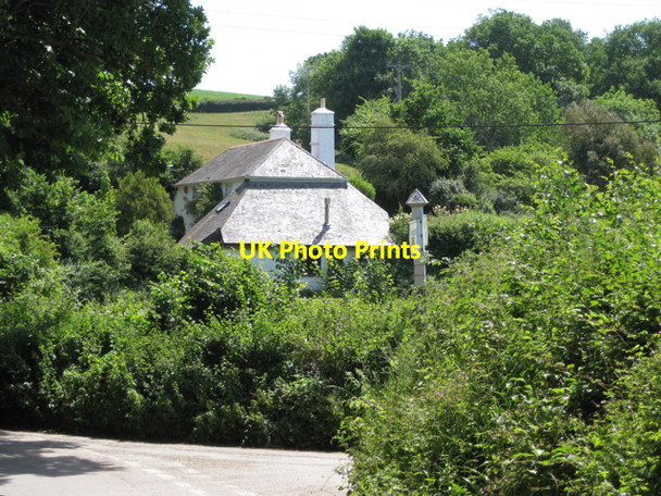 Photo 6"x4" Orleycombe Cottage and Orlycombe Cross Wotton Cross\/SX8069 c2010