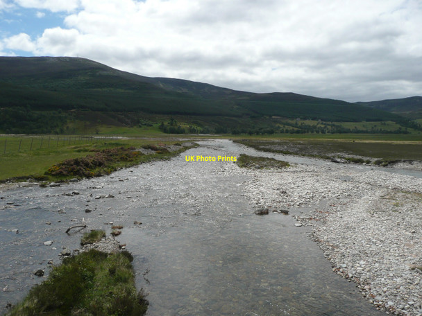 Photo 6"x4" Quoich Water heading for the River Dee Allanaquoich c2010