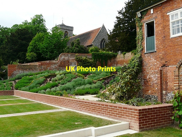 Photo 6"x4" Gallery Garden and St. Peter's Church Reading c2010