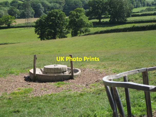 Photo 6"x4" Field with fruit crusher (?), Borough Wotton Cross\/SX8069 c2010