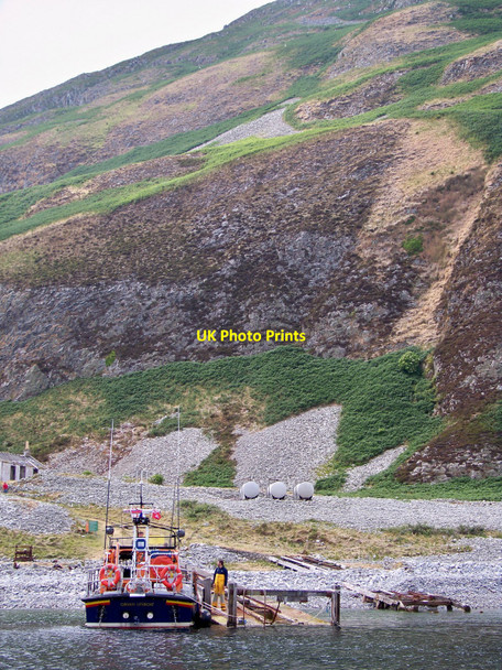Photo 6"x4" Girvan Lifeboat At Ailsa Craig Jetty Foreland Point\/NX0299 c2010