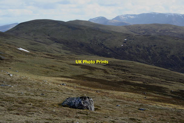 Photo 6"x4" Isolated erratic above Coire na Ceardaich Far c2010