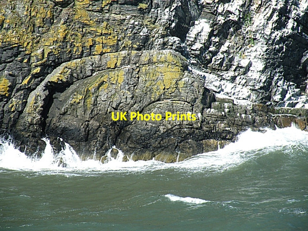 Photo 6"x4" Fold in the Cliff Whinnyfold c2010