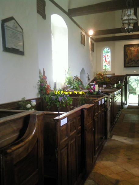 Photo 6"x4" Interior of Badlesmere Church Sheldwich c2010