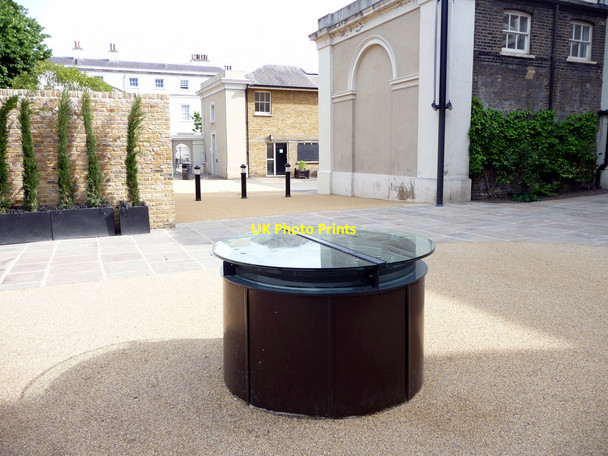 Photo 6"x4" Well, Old Brewery, Greenwich Greenwich\/TQ3977 c2010