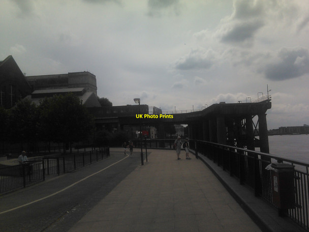 Photo 6"x4" Power Station Jetty, viewed from Ballast Quay Greenwich\/TQ3977 c2010