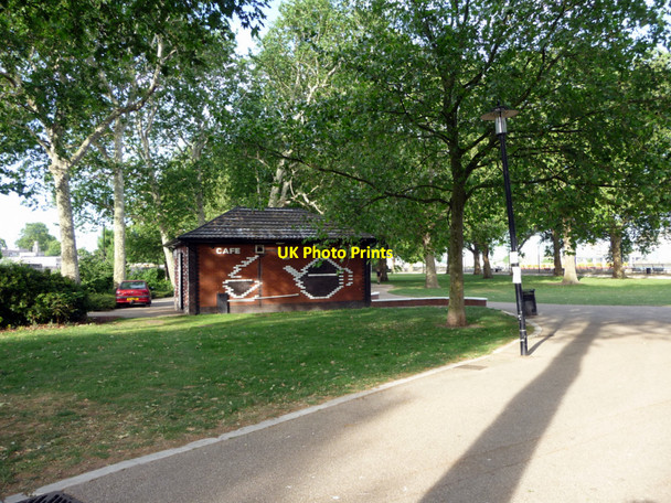 Photo 6"x4" Cafe, Island Gardens, Isle of Dogs, London Greenwich\/TQ3977 c2010