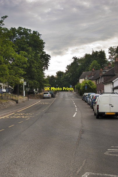 Photo 6"x4" Godstone One-Way Church Town\/TQ3551 c2010