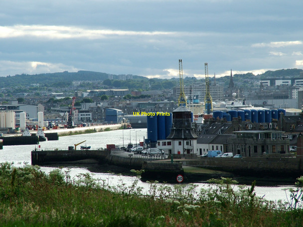 Photo 6"x4" Old Marine Operations Centre Torry\/NJ9505 c2010