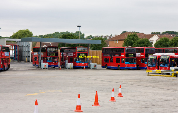 Photo 6"x4" Cricklewood Bus Garage Willesden c2010