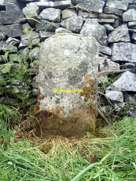 Photo 6"x4" Sedbergh 16 milestone Sedbusk c2010