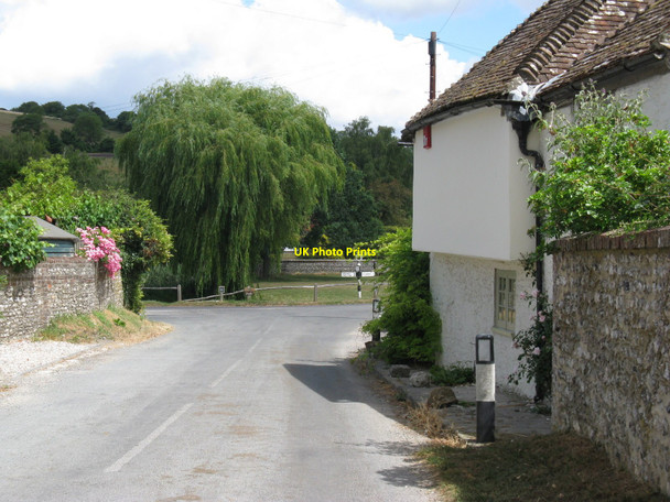 Photo 6"x4" Road junction in East Dean East Dean\/SU9013 c2010