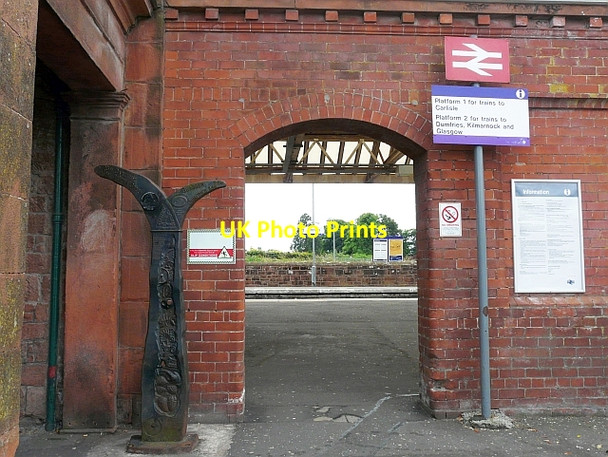 Photo 6"x4" National Cycle Network Milepost, Annan Station Annan c2010