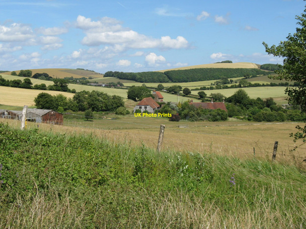 Photo 6"x4" The very small village of Upwaltham Upwaltham c2010
