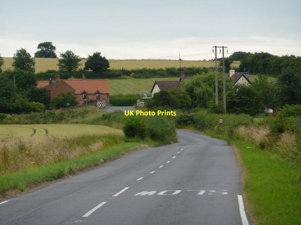 Photo 6"x4" Road to Hayton Hayton\/SK7284 c2010