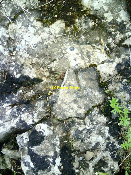 Photo 6"x4" Rivet benchmark on rock beside A684 Burtersett c2010