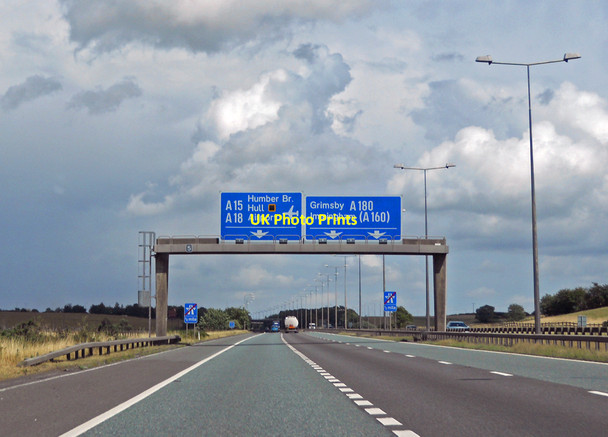 Photo 6"x4" End of the M180 Eastbound Barnetby le Wold c2010