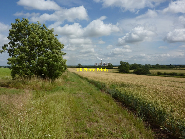 Photo 6"x4" Fields and footpath near Sheds Farm South Leverton c2010