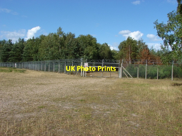 Photo 6"x4" Pirbright Ranges Heatherside c2010