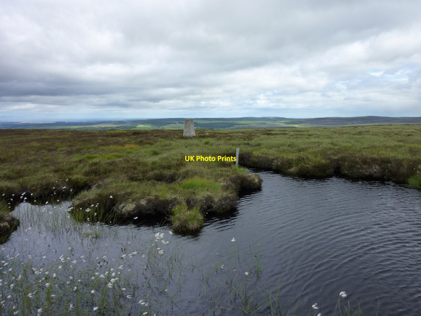 Photo 6"x4" Summit of the Knock of Braemoray Knock of Braemoray c2010