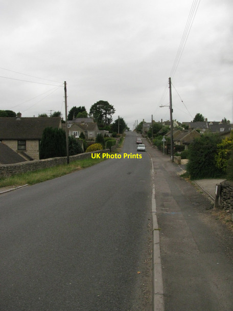 Photo 6"x4" Middle Hill Chalford Hill c2010