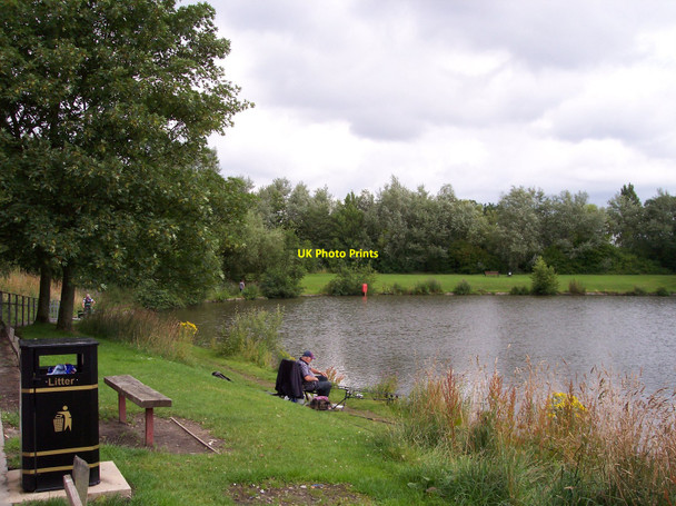Photo 6"x4" A quiet moment at Orrell Water Park Far Moor\/SD5304 c2010