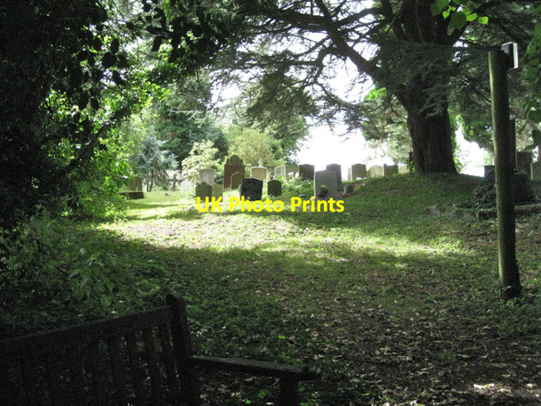 Photo 6"x4" Wolverton churchyard Wolverton\/SP2062 c2010