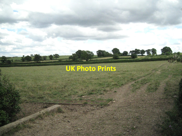 Photo 6"x4" Fields north of Glebe Farm Snitterfield c2010