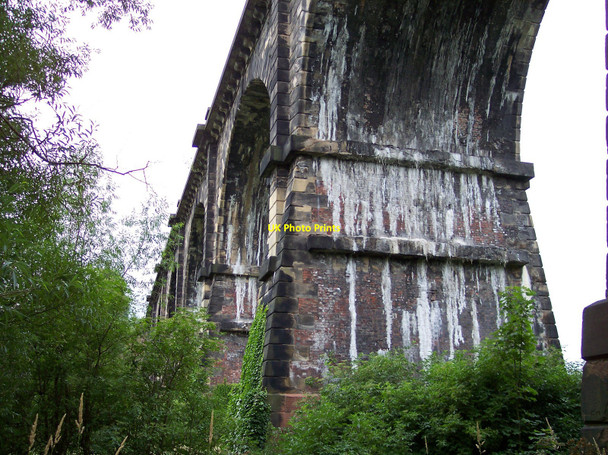 Photo 6"x4" Underneath the arches Haydock c2010