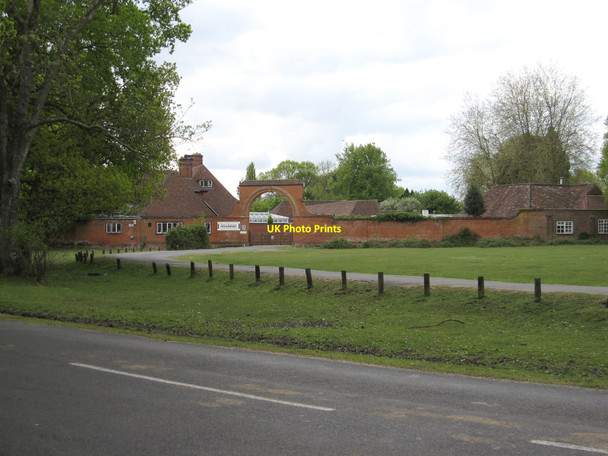 Photo 6"x4" Entrance to Fritham House Fritham c2010