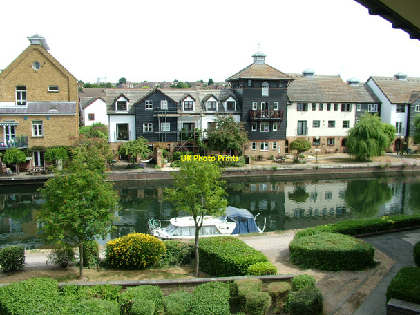 Photo 6"x4" The River Lea Navigation in Ware Ware\/TL3614 c2010