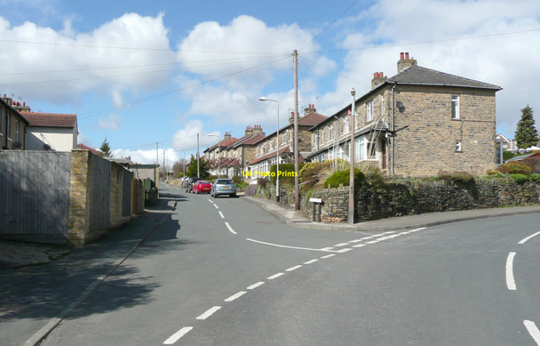 Photo 6"x4" Royds Avenue, Bailiff Bridge Brighouse\/SE1423 c2010