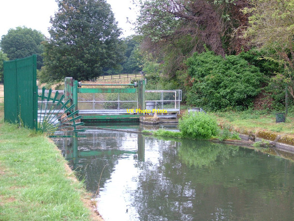 Photo 6"x4" Sluice on the New River Ware\/TL3614 c2010