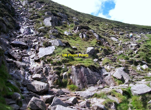 Photo 6"x4" Crossing a hanging valley on the ascent to The Saddle Newcastle\/J3732 c2010