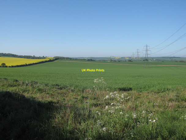 Photo 6"x4" Rolling chalk landscape from the Roman Road Balsam c2010