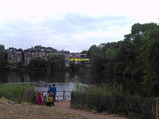 Photo 6"x4" Pond in Hampstead Heath #3 Hampstead\/TQ2685 c2010