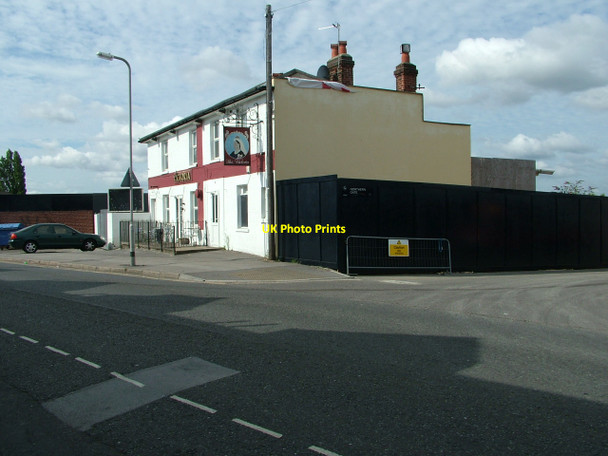 Photo 6"x4" The Victoria public house, Victoria Road, Woolston Woolston\/SU4310 c2010
