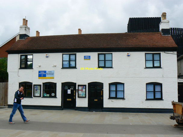 Photo 6"x4" Visitor Information Centre, Gloucester Docks, Gloucester Gloucester c2010