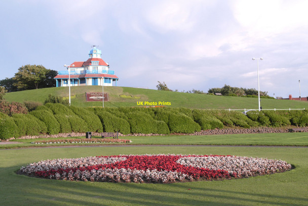 Photo 6"x4" The Mount from the Marine Hall Gardens Fleetwood c2010