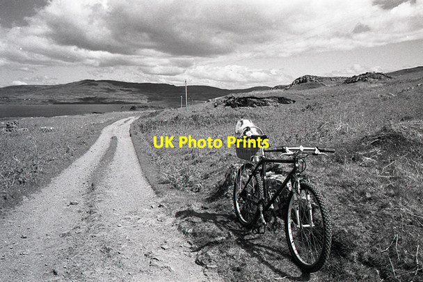 Photo 6"x4" The Gometra track on Ulva D\u00f9n B\u00e0n\/NM3841 c1994