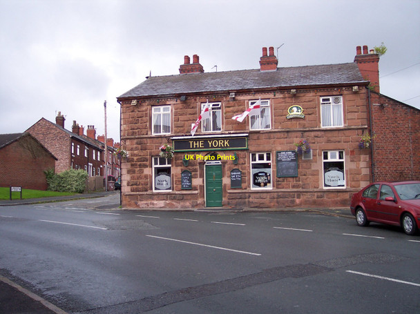 Photo 6"x4" The York public house on Nutgrove Road St Helens\/SJ5095 c2010